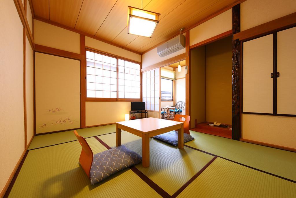 Ryokan Izumoya ยูฟุอิน ภายนอก รูปภาพ