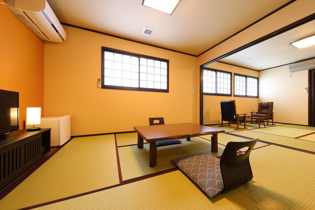 Ryokan Izumoya ยูฟุอิน ภายนอก รูปภาพ